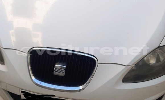 Buy Used SEAT Leon White Car in Casablanca in Casablanca 