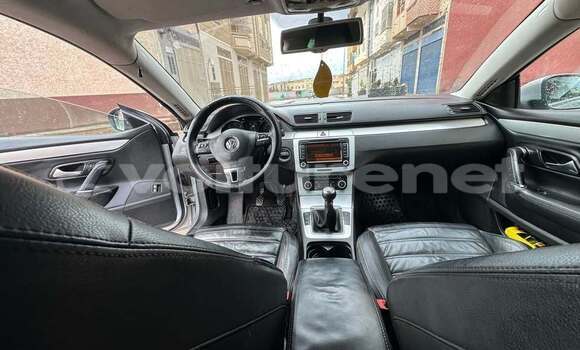 Acheter Occasion Voiture Volkswagen Passat Gris à ar-Ribat, Rabat-Sale-Zammour-Zaer Acheter Occasion Voiture Volkswagen Passat Gris à ar-Ribat, Rabat-Sale-Zammour-Zaer