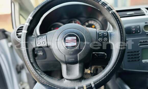 Acheter Occasion Voiture SEAT Leon Gris à ar-Rasidiyah, Meknes-Tafilalet Acheter Occasion Voiture SEAT Leon Gris à ar-Rasidiyah, Meknes-Tafilalet