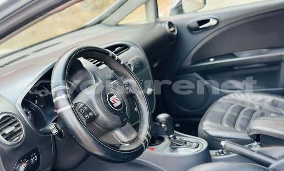 Acheter Occasion Voiture SEAT Leon Gris à ar-Rasidiyah, Meknes-Tafilalet Acheter Occasion Voiture SEAT Leon Gris à ar-Rasidiyah, Meknes-Tafilalet