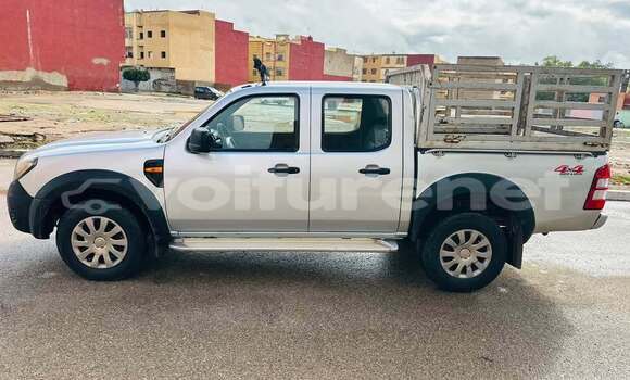 Acheter Occasion Voiture Ford Ranger White à ar-Ribat, Rabat-Sale-Zammour-Zaer Acheter Occasion Voiture Ford Ranger White à ar-Ribat, Rabat-Sale-Zammour-Zaer