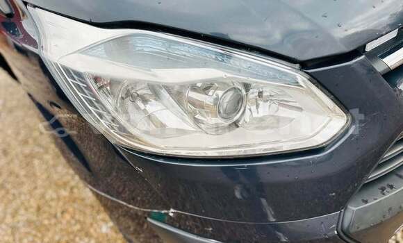 Acheter Occasion Voiture Ford Tourneo Connect Black à ar-Ribat, Rabat-Sale-Zammour-Zaer Acheter Occasion Voiture Ford Tourneo Connect Black à ar-Ribat, Rabat-Sale-Zammour-Zaer