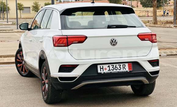 Acheter Occasion Voiture Volkswagen T-Roc Blanc à ar-Ribat, Rabat-Sale-Zammour-Zaer Acheter Occasion Voiture Volkswagen T-Roc Blanc à ar-Ribat, Rabat-Sale-Zammour-Zaer