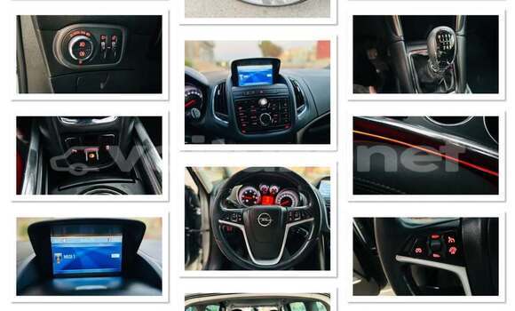 Acheter Occasion Voiture Opel Zafira Gris vert à Rabat, Rabat-salé-kénitra Acheter Occasion Voiture Opel Zafira Gris vert à Rabat, Rabat-salé-kénitra