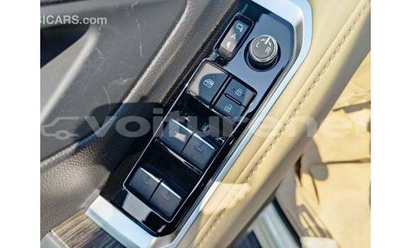 Acheter Import Voiture Toyota Land Cruiser Blanc à Import - Dubai, Agadir Acheter Import Voiture Toyota Land Cruiser Blanc à Import - Dubai, Agadir