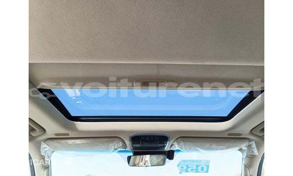 Acheter Import Voiture Toyota Land Cruiser Blanc à Import - Dubai, Agadir Acheter Import Voiture Toyota Land Cruiser Blanc à Import - Dubai, Agadir