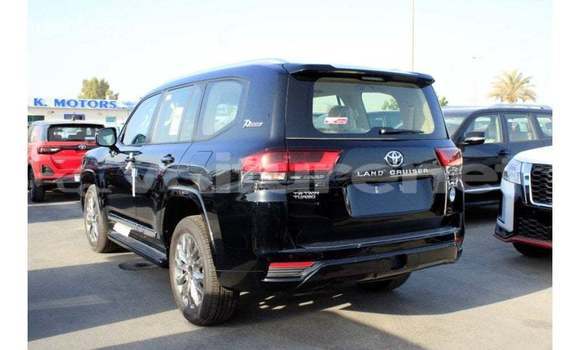 Acheter Import Voiture Toyota Land Cruiser Noir à Import - Dubai, Agadir Acheter Import Voiture Toyota Land Cruiser Noir à Import - Dubai, Agadir