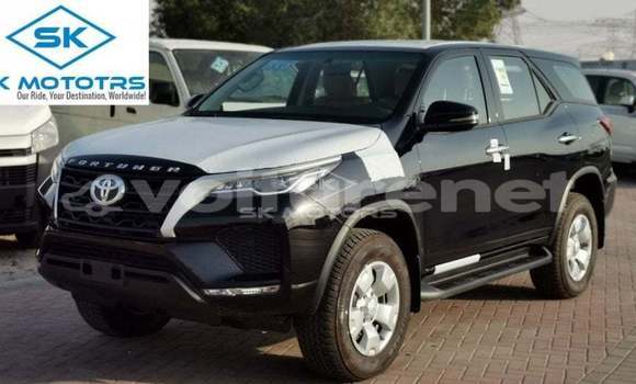 Acheter Import Voiture Toyota Fortuner Noir à Import - Dubai, Agadir