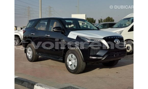 Acheter Import Voiture Toyota Fortuner Noir à Import - Dubai, Agadir Acheter Import Voiture Toyota Fortuner Noir à Import - Dubai, Agadir