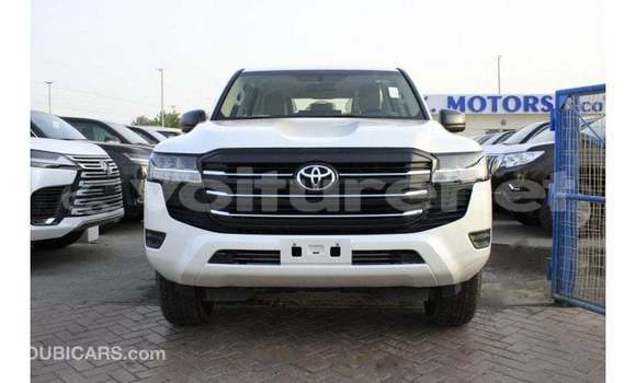 Acheter Import Voiture Toyota Land Cruiser Blanc à Import - Dubai, Agadir Acheter Import Voiture Toyota Land Cruiser Blanc à Import - Dubai, Agadir