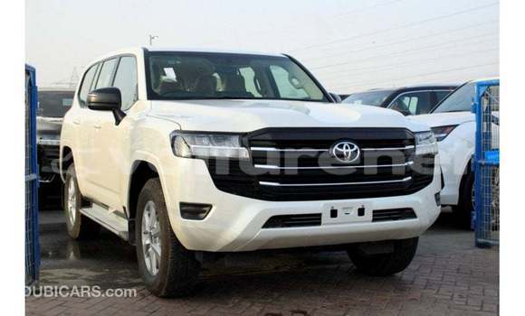 Acheter Import Voiture Toyota Land Cruiser Blanc à Import - Dubai, Agadir Acheter Import Voiture Toyota Land Cruiser Blanc à Import - Dubai, Agadir