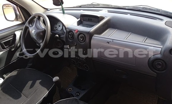 Acheter Occasion Voiture Peugeot Partner Gris à ad-Dar-al-Bayda, Casablanca Acheter Occasion Voiture Peugeot Partner Gris à ad-Dar-al-Bayda, Casablanca