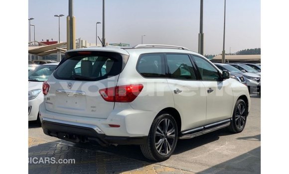 Acheter Import Voiture Nissan Pathfinder Blanc à Import - Dubai, Agadir Acheter Import Voiture Nissan Pathfinder Blanc à Import - Dubai, Agadir