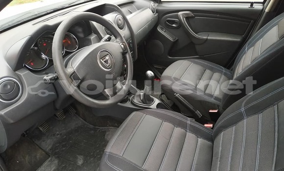 اشتري مستعمل Renault Duster Silver سيارة في ad-Dar-al-Bayda في Casablanca اشتري مستعمل Renault Duster Silver سيارة في ad-Dar-al-Bayda في Casablanca