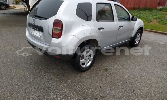 اشتري مستعمل Renault Duster Silver سيارة في ad-Dar-al-Bayda في Casablanca اشتري مستعمل Renault Duster Silver سيارة في ad-Dar-al-Bayda في Casablanca