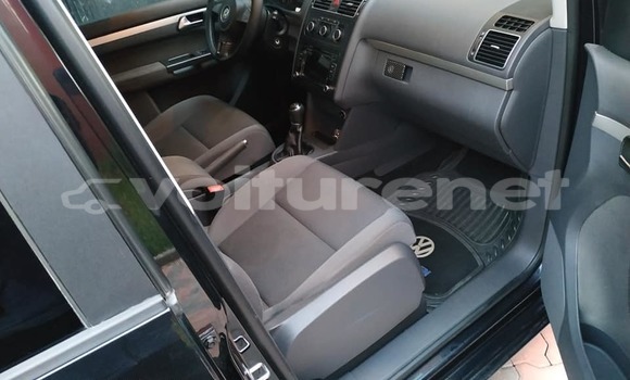 اشتري مستعمل Volkswagen Touran Black سيارة في ad-Dar-al-Bayda في Casablanca اشتري مستعمل Volkswagen Touran Black سيارة في ad-Dar-al-Bayda في Casablanca
