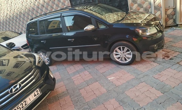 اشتري مستعمل Volkswagen Touran Black سيارة في ad-Dar-al-Bayda في Casablanca اشتري مستعمل Volkswagen Touran Black سيارة في ad-Dar-al-Bayda في Casablanca