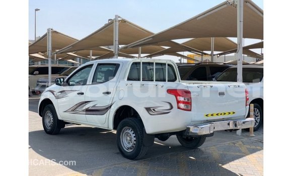Acheter Import Voiture Mitsubishi L200 Blanc à Import - Dubai, Agadir Acheter Import Voiture Mitsubishi L200 Blanc à Import - Dubai, Agadir