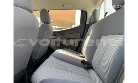 Acheter Import Voiture Mitsubishi L200 Blanc à Import - Dubai, Agadir Acheter Import Voiture Mitsubishi L200 Blanc à Import - Dubai, Agadir
