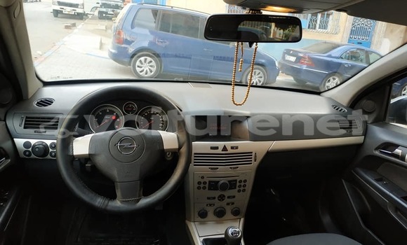 اشتري مستعمل Opel Astra Blue سيارة في ad-Dar-al-Bayda في Casablanca اشتري مستعمل Opel Astra Blue سيارة في ad-Dar-al-Bayda في Casablanca