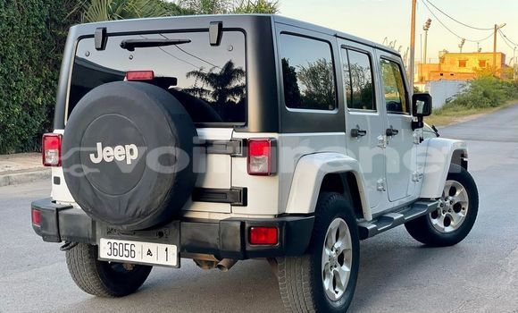 Acheter Occasion Voiture Jeep Wrangler Gris à ad-Dar-al-Bayda, Casablanca Acheter Occasion Voiture Jeep Wrangler Gris à ad-Dar-al-Bayda, Casablanca