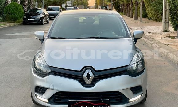 Buy Used Renault Clio Silver Car in ad-Dar-al-Bayda in Casablanca