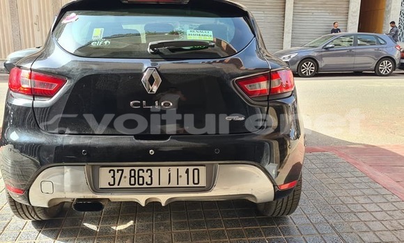 Acheter Occasion Voiture Renault Clio Noir à ad-Dar-al-Bayda, Casablanca Acheter Occasion Voiture Renault Clio Noir à ad-Dar-al-Bayda, Casablanca