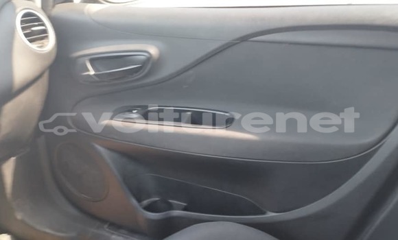 Acheter Occasion Voiture Fiat Punto Bleu à ad-Dar-al-Bayda, Casablanca Acheter Occasion Voiture Fiat Punto Bleu à ad-Dar-al-Bayda, Casablanca