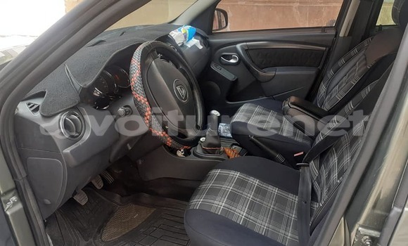 Acheter Occasion Voiture Renault Duster Vert à ad-Dar-al-Bayda, Casablanca Acheter Occasion Voiture Renault Duster Vert à ad-Dar-al-Bayda, Casablanca