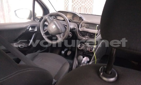 Acheter Occasion Voiture Peugeot 208 Noir à ad-Dar-al-Bayda, Casablanca Acheter Occasion Voiture Peugeot 208 Noir à ad-Dar-al-Bayda, Casablanca