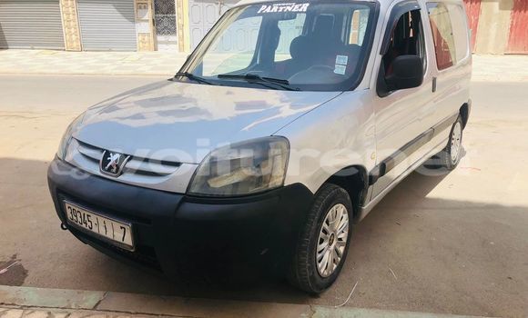 Acheter Occasion Voiture Peugeot Partner Gris à ad-Dar-al-Bayda, Casablanca Acheter Occasion Voiture Peugeot Partner Gris à ad-Dar-al-Bayda, Casablanca