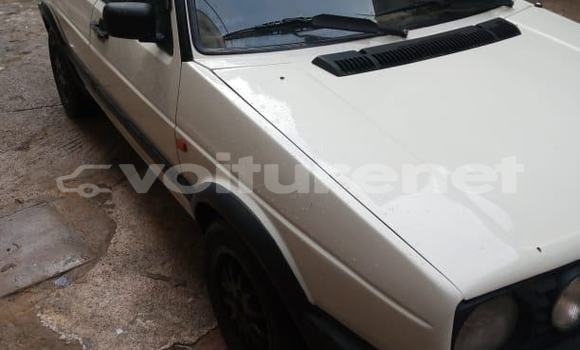 اشتري مستعمل Volkswagen Golf White سيارة في ad-Dar-al-Bayda في Casablanca اشتري مستعمل Volkswagen Golf White سيارة في ad-Dar-al-Bayda في Casablanca