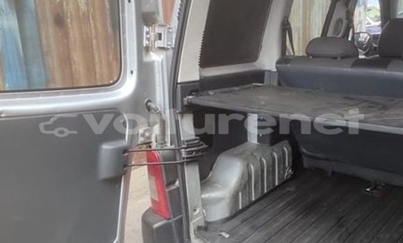 Acheter Occasion Voiture Renault Kangoo Gris à ad-Dar-al-Bayda, Casablanca Acheter Occasion Voiture Renault Kangoo Gris à ad-Dar-al-Bayda, Casablanca