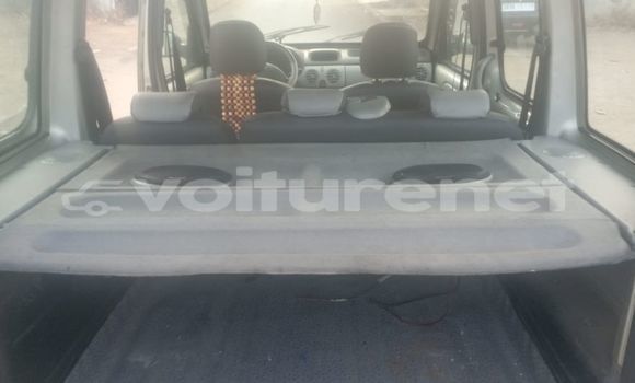 Buy Used Renault Kangoo Silver Car in ad-Dar-al-Bayda in Casablanca Buy Used Renault Kangoo Silver Car in ad-Dar-al-Bayda in Casablanca