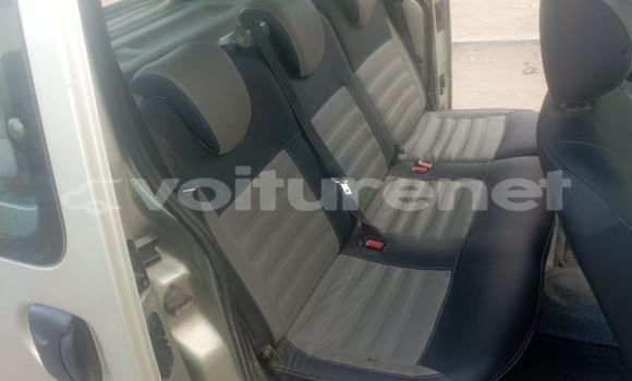 Buy Used Renault Kangoo Silver Car in ad-Dar-al-Bayda in Casablanca Buy Used Renault Kangoo Silver Car in ad-Dar-al-Bayda in Casablanca