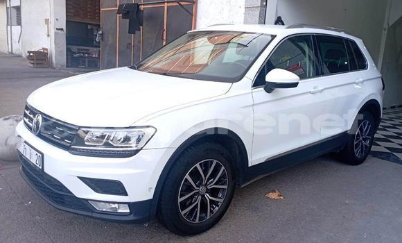 اشتري مستعمل Volkswagen Tiguan White سيارة في ad-Dar-al-Bayda في Casablanca اشتري مستعمل Volkswagen Tiguan White سيارة في ad-Dar-al-Bayda في Casablanca