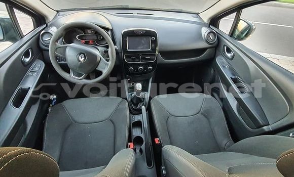 Buy Used Renault Clio Blue Car in ad-Dar-al-Bayda in Casablanca Buy Used Renault Clio Blue Car in ad-Dar-al-Bayda in Casablanca