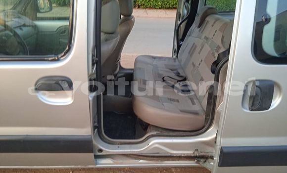 Buy Used Renault Kangoo Silver Car in ad-Dar-al-Bayda in Casablanca Buy Used Renault Kangoo Silver Car in ad-Dar-al-Bayda in Casablanca