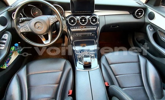 Buy Used Mercedes-Benz C-klasse Black Car in ad-Dar-al-Bayda in Casablanca Buy Used Mercedes-Benz C-klasse Black Car in ad-Dar-al-Bayda in Casablanca