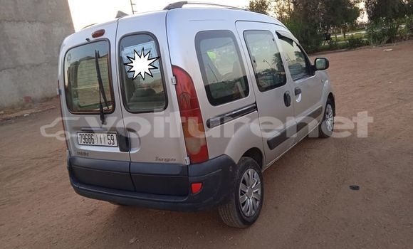Buy Used Renault Kangoo Silver Car in ad-Dar-al-Bayda in Casablanca Buy Used Renault Kangoo Silver Car in ad-Dar-al-Bayda in Casablanca