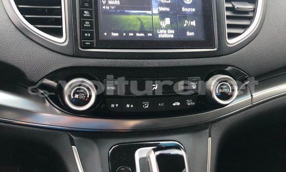 Acheter Occasion Voiture Honda CR-V Blanc à ad-Dar-al-Bayda, Casablanca Acheter Occasion Voiture Honda CR-V Blanc à ad-Dar-al-Bayda, Casablanca