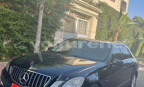 Acheter Occasion Voiture Mercedes-Benz E-klasse Noir à ad-Dar-al-Bayda, Casablanca Acheter Occasion Voiture Mercedes-Benz E-klasse Noir à ad-Dar-al-Bayda, Casablanca