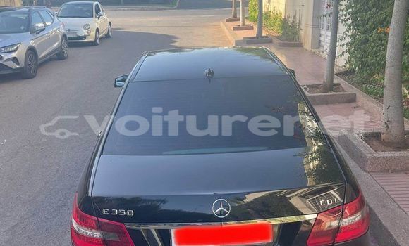 Acheter Occasion Voiture Mercedes-Benz E-klasse Noir à ad-Dar-al-Bayda, Casablanca Acheter Occasion Voiture Mercedes-Benz E-klasse Noir à ad-Dar-al-Bayda, Casablanca