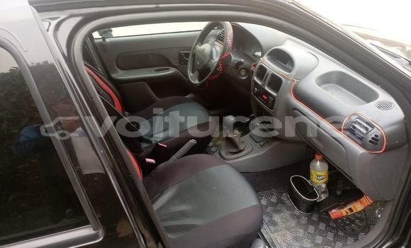 Buy Used Renault Clio Black Car in ad-Dar-al-Bayda in Casablanca Buy Used Renault Clio Black Car in ad-Dar-al-Bayda in Casablanca