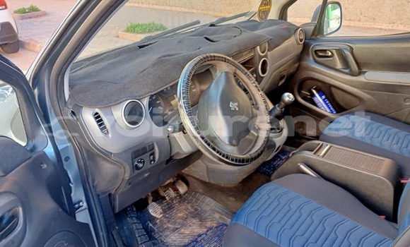 اشتري مستعمل Peugeot Partner Other سيارة في ad-Dar-al-Bayda في Casablanca اشتري مستعمل Peugeot Partner Other سيارة في ad-Dar-al-Bayda في Casablanca