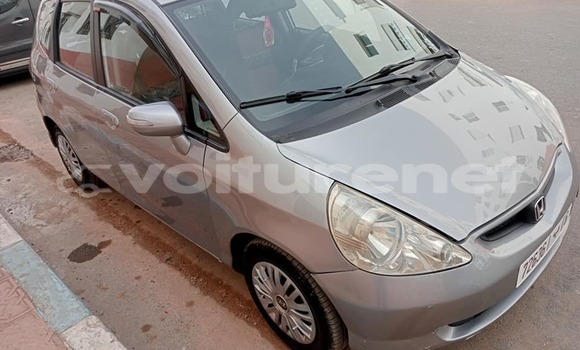 اشتري مستعمل Honda Jazz Silver سيارة في ad-Dar-al-Bayda في Casablanca اشتري مستعمل Honda Jazz Silver سيارة في ad-Dar-al-Bayda في Casablanca