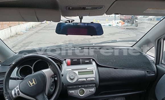 اشتري مستعمل Honda Jazz Silver سيارة في ad-Dar-al-Bayda في Casablanca اشتري مستعمل Honda Jazz Silver سيارة في ad-Dar-al-Bayda في Casablanca