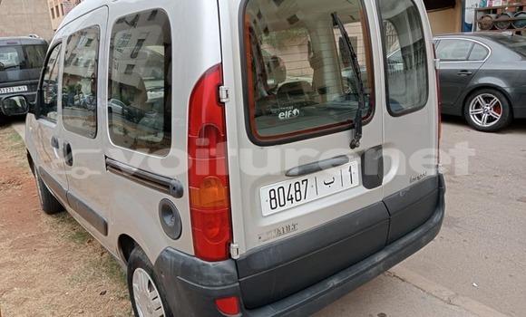 اشتري مستعمل Renault Kangoo Silver سيارة في ad-Dar-al-Bayda في Casablanca اشتري مستعمل Renault Kangoo Silver سيارة في ad-Dar-al-Bayda في Casablanca