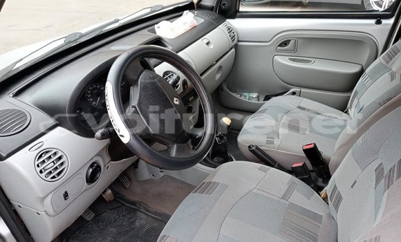 اشتري مستعمل Renault Kangoo Silver سيارة في ad-Dar-al-Bayda في Casablanca اشتري مستعمل Renault Kangoo Silver سيارة في ad-Dar-al-Bayda في Casablanca