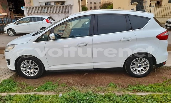 اشتري مستعمل Ford C-MAX White سيارة في ad-Dar-al-Bayda في Casablanca اشتري مستعمل Ford C-MAX White سيارة في ad-Dar-al-Bayda في Casablanca